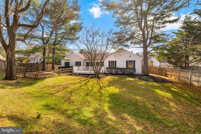 9313 COPENHAVER DR, Potomac, MD 20854