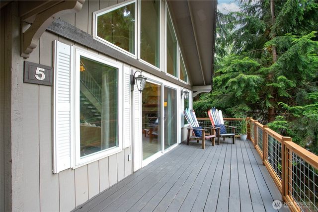 5 Misty Ridge Court, Bellingham, WA 98229