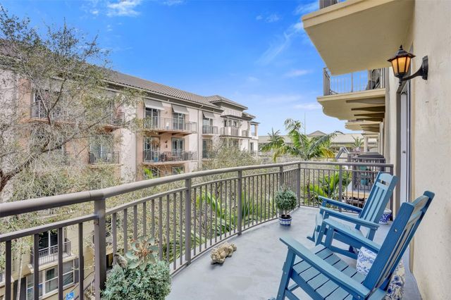 2617 NE 14th Avenue 402, Wilton Manors, FL 33334