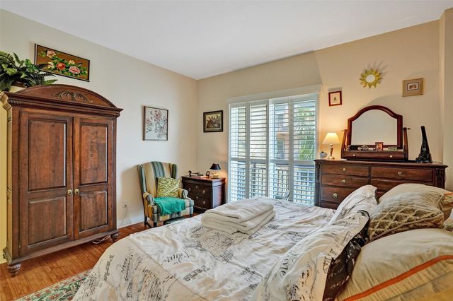 2617 NE 14th Avenue 402, Wilton Manors, FL 33334