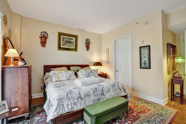 2617 NE 14th Avenue 402, Wilton Manors, FL 33334