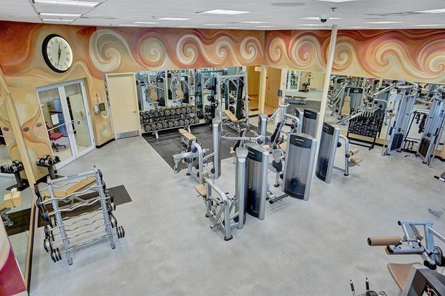 2617 NE 14th Avenue 402, Wilton Manors, FL 33334