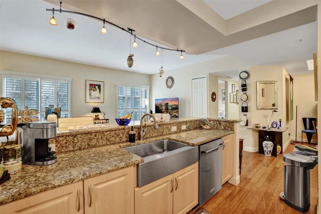 2617 NE 14th Avenue 402, Wilton Manors, FL 33334