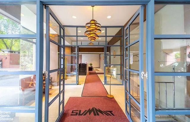 6254 97th Pl Apt 11A, New York City, NY 11374