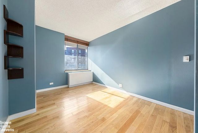 6254 97th Pl Apt 11A, New York City, NY 11374