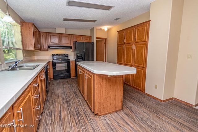 5577 MYRTLE Road, Macclenny, FL 32063