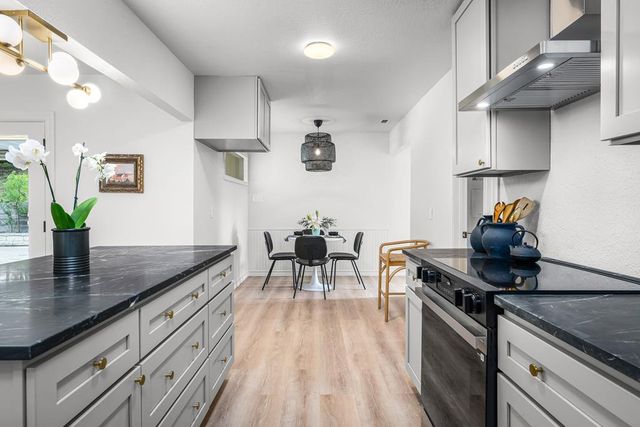 1307 N Malibu Dr, Kerrville, TX 78028
