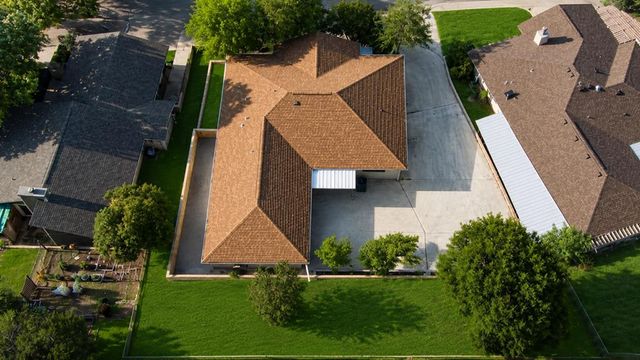 1307 N Malibu Dr, Kerrville, TX 78028