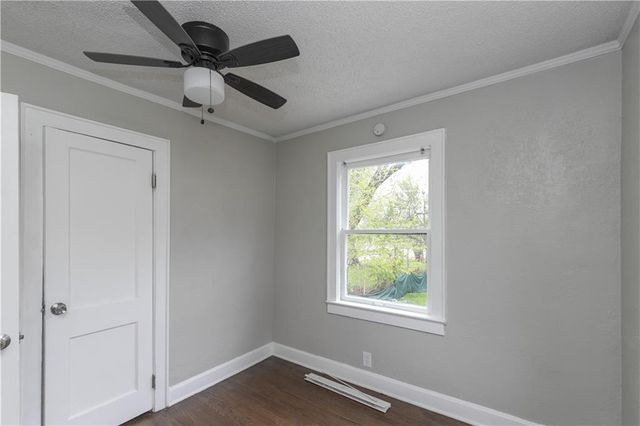 4103 Euclid Avenue, Kansas City, MO 64130