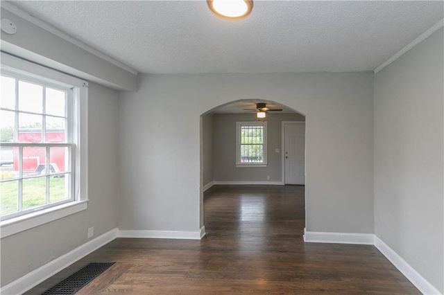 4103 Euclid Avenue, Kansas City, MO 64130