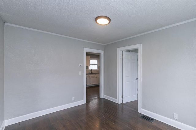 4103 Euclid Avenue, Kansas City, MO 64130