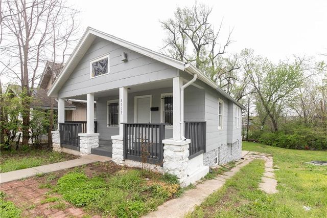 4103 Euclid Avenue, Kansas City, MO 64130