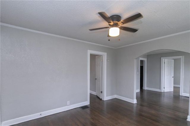 4103 Euclid Avenue, Kansas City, MO 64130