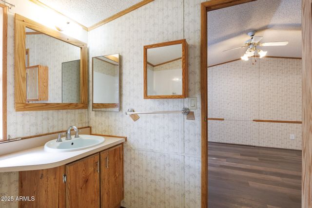 450 W Sunwest Drive 10, Casa Grande, AZ 85122