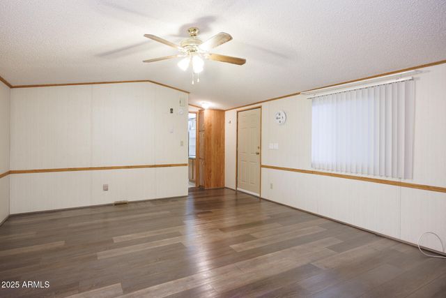 450 W Sunwest Drive 10, Casa Grande, AZ 85122