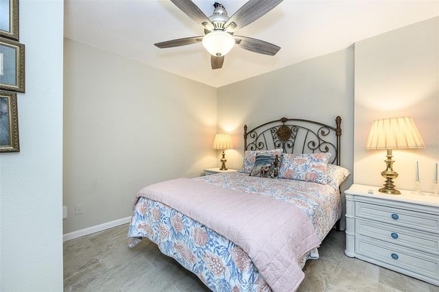 25188 MARION AVENUE E104, Punta Gorda, FL 33950
