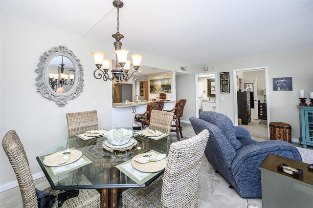 25188 MARION AVENUE E104, Punta Gorda, FL 33950