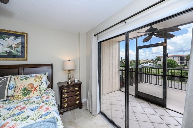 25188 MARION AVENUE E104, Punta Gorda, FL 33950