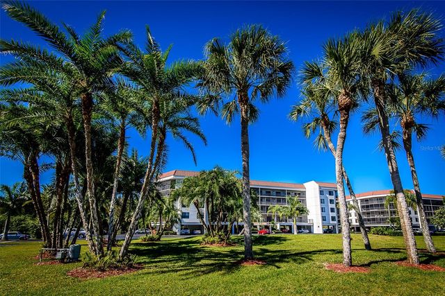 25188 MARION AVENUE E104, Punta Gorda, FL 33950