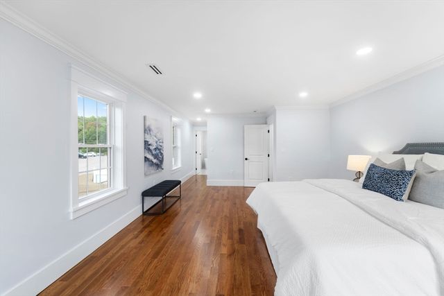 434 Sumner St, Stoughton, MA 02072