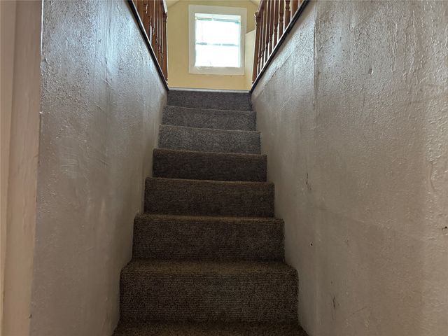 1009 S Morris Street, Gainesville, TX 76240