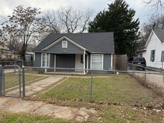 1009 S Morris Street, Gainesville, TX 76240