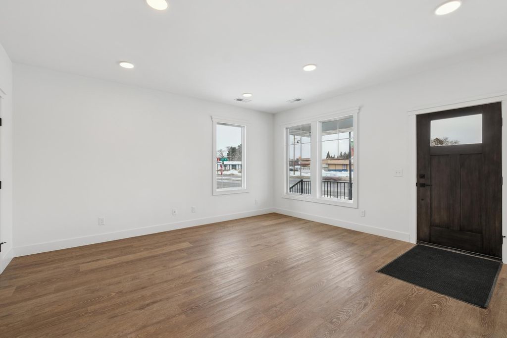 6045 Brooklyn Boulevard, Brooklyn Center, MN 55429 — photo 4
