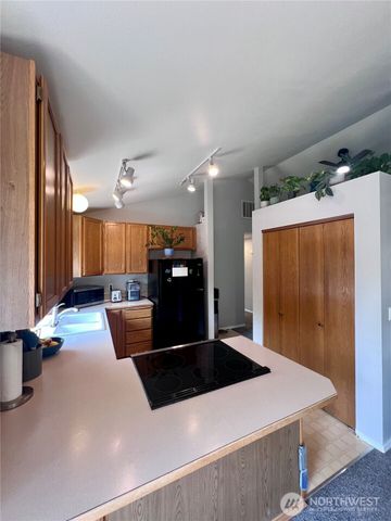 6301 61ST Avenue SE, Lacey, WA 98513