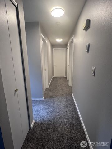 6301 61ST Avenue SE, Lacey, WA 98513