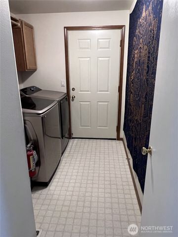 6301 61ST Avenue SE, Lacey, WA 98513
