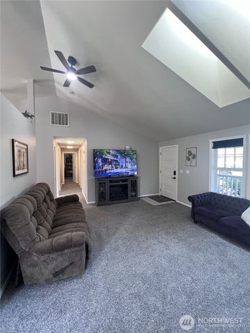6301 61ST Avenue SE, Lacey, WA 98513