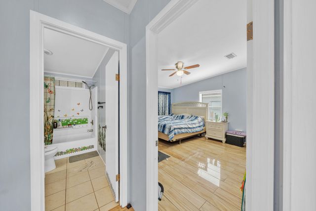 59 Plantation Blvd, Lake Worth, FL 33467