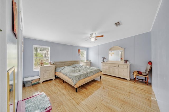 59 Plantation Blvd, Lake Worth, FL 33467