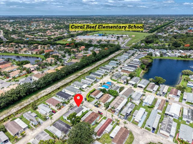59 Plantation Blvd, Lake Worth, FL 33467