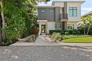 1322 W GRACE STREET, Tampa, FL 33607