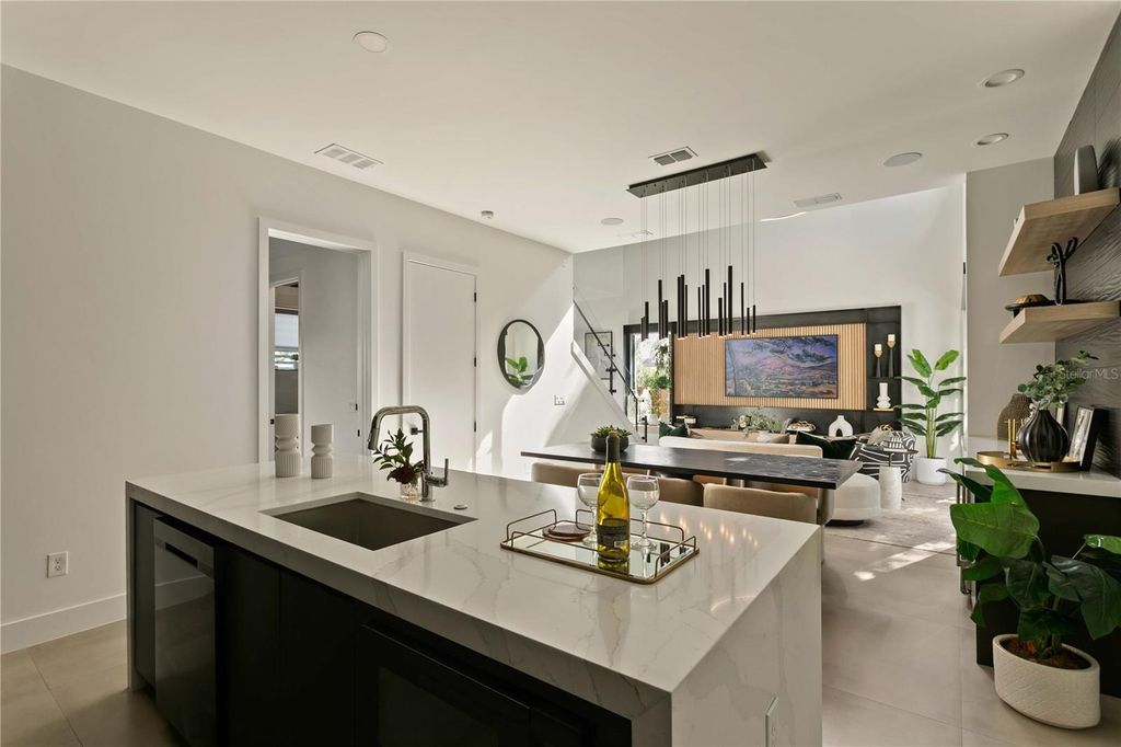 Image 22 of property listing at 1322 W GRACE STREET, Tampa, FL 33607