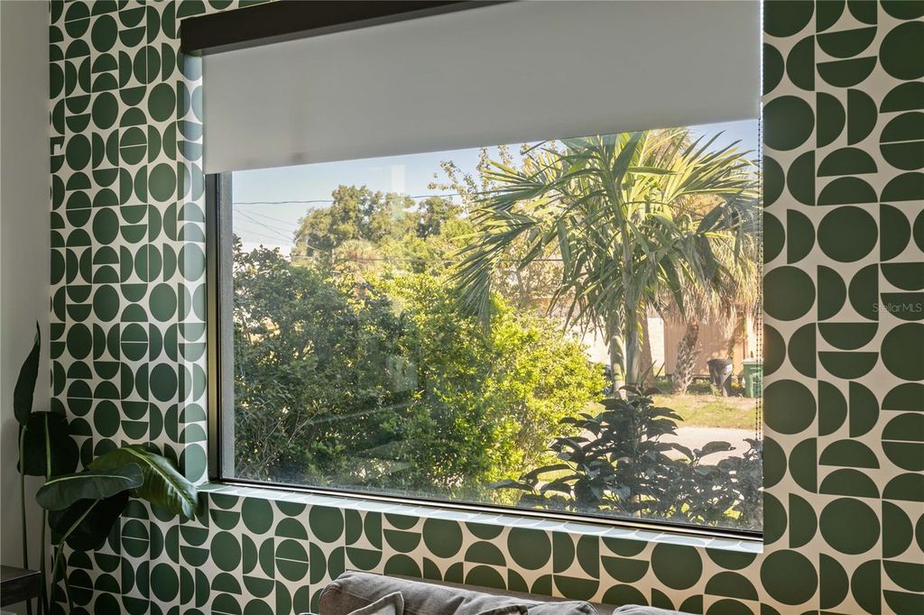 Image 26 of property listing at 1322 W GRACE STREET, Tampa, FL 33607