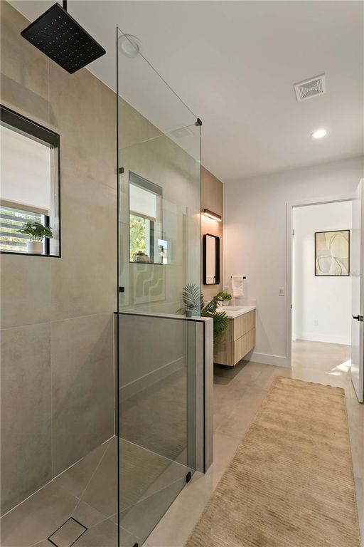 Image 29 of property listing at 1322 W GRACE STREET, Tampa, FL 33607