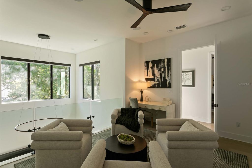 Image 32 of property listing at 1322 W GRACE STREET, Tampa, FL 33607