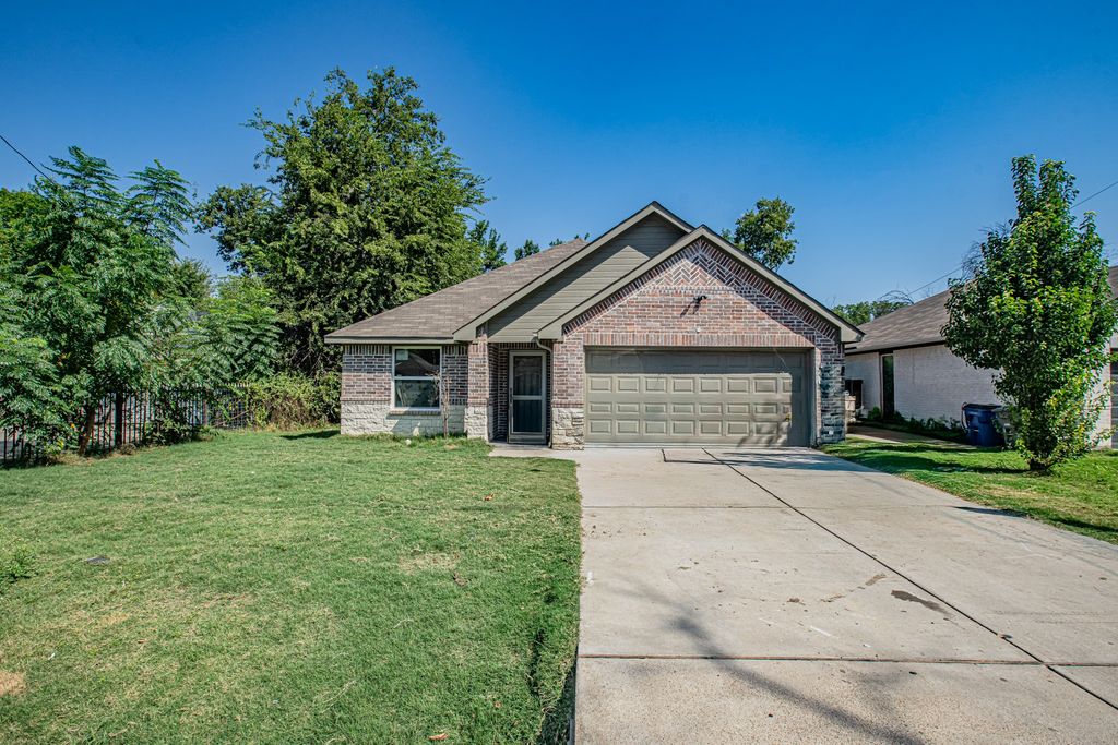 4527 N Ottawa Road, Dallas, TX 75212
