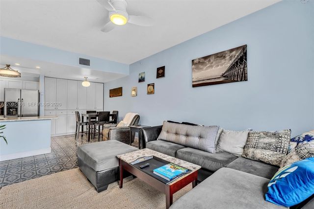 2107 SE 10th Avenue 809, Fort Lauderdale, FL 33316