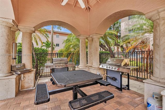 2107 SE 10th Avenue 809, Fort Lauderdale, FL 33316