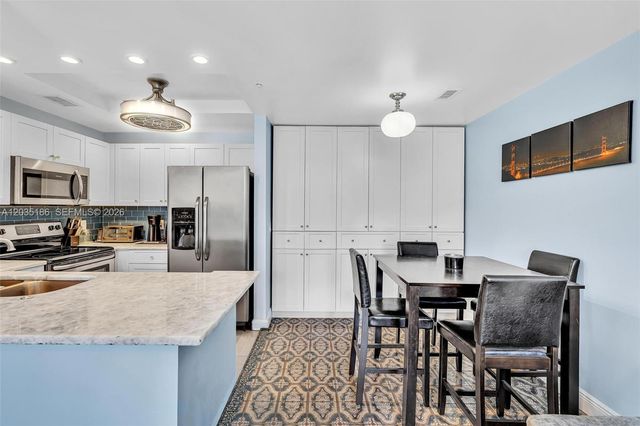 2107 SE 10th Avenue 809, Fort Lauderdale, FL 33316