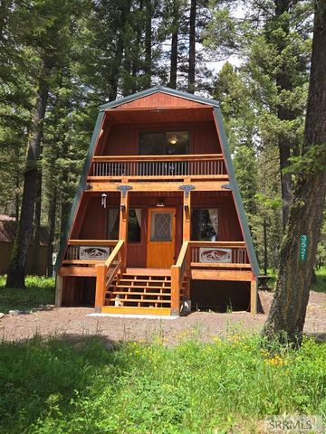 3521 Browning Road, Island Park, ID 83429