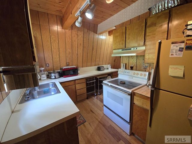 3521 Browning Road, Island Park, ID 83429