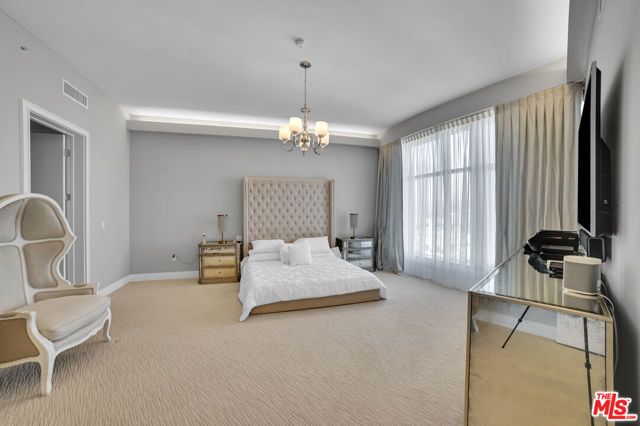 10776 Wilshire Boulevard 1801, Los Angeles, CA 90024