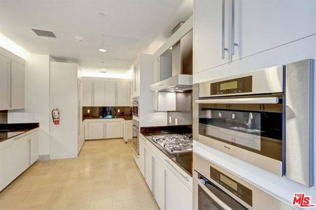 10776 Wilshire Boulevard 1801, Los Angeles, CA 90024