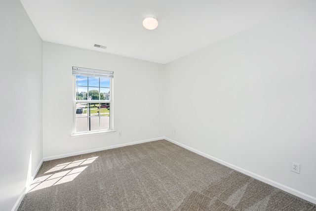 142 Avalon Road, Summerville, SC 29483