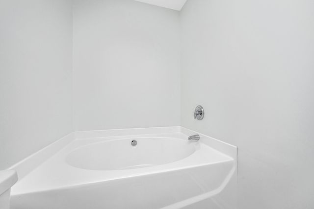 142 Avalon Road, Summerville, SC 29483