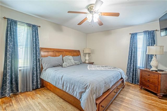 5627 W CIRCLE Drive, Alexandria, LA 71301